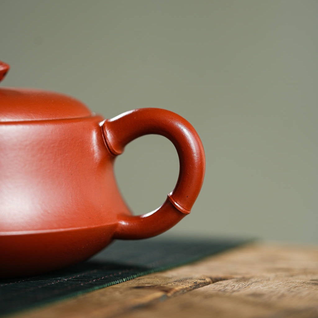 Zhi Zu 200cc - Yixing Handmade Teapot 江苏宜兴