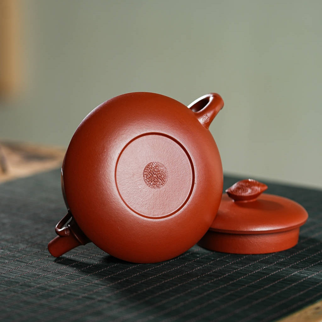 Zhi Zu 200cc - Yixing Handmade Teapot 江苏宜兴
