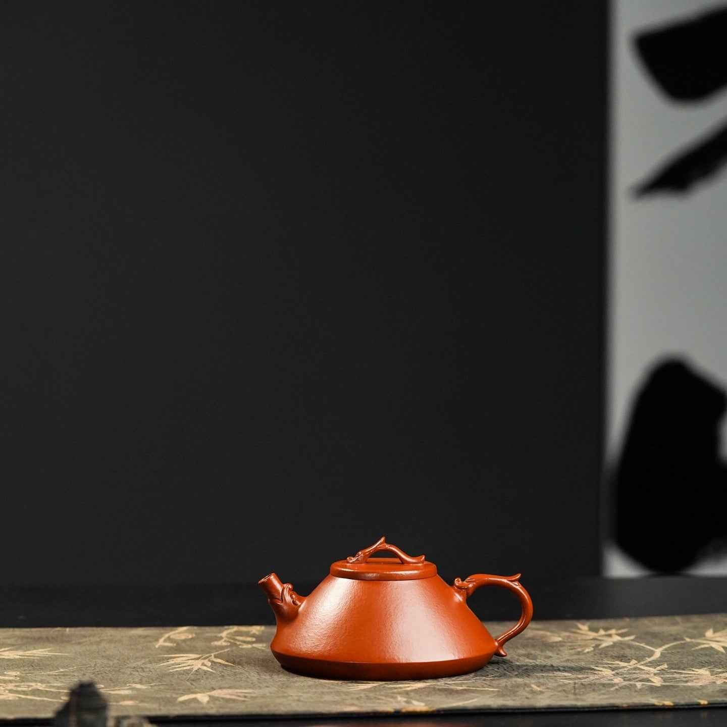 Long Xing Shi Piao 180cc - Yixing Handmade Teapot 江苏宜兴