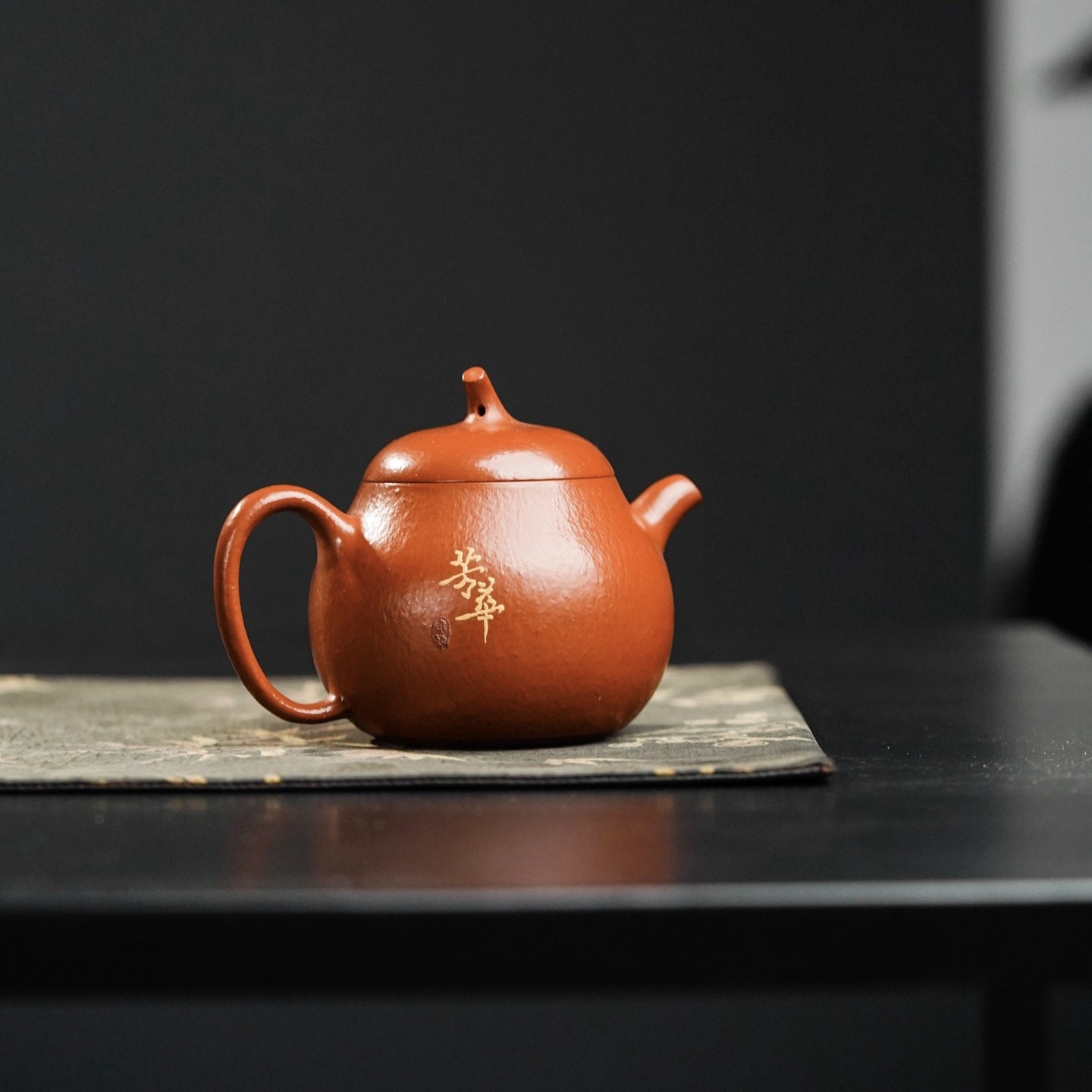 Qie Gua 180cc - Yixing Handmade Teapot 江苏宜兴