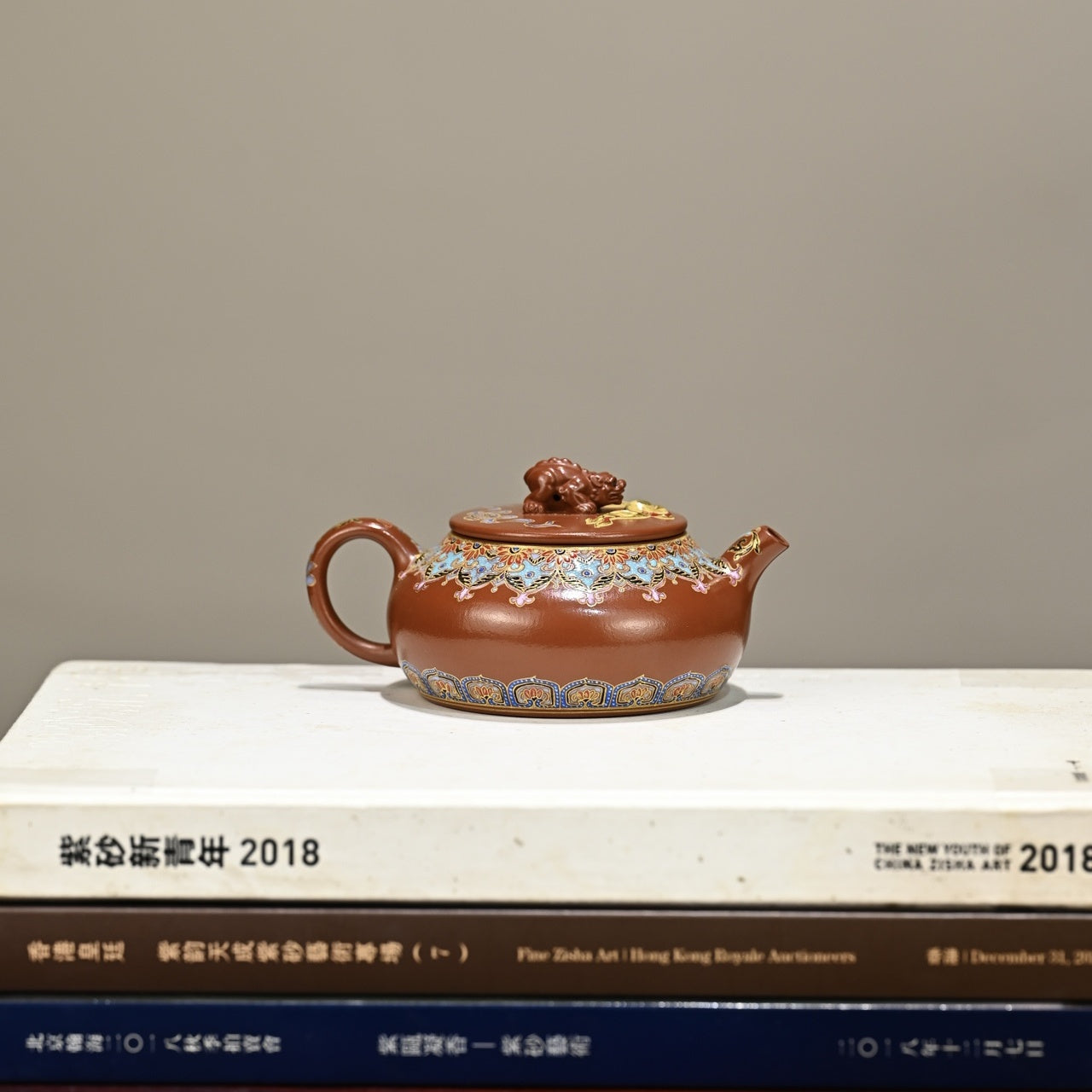 Jin Xiu Shi Qiu 210cc - Yixing Handmade Teapot 江苏宜兴