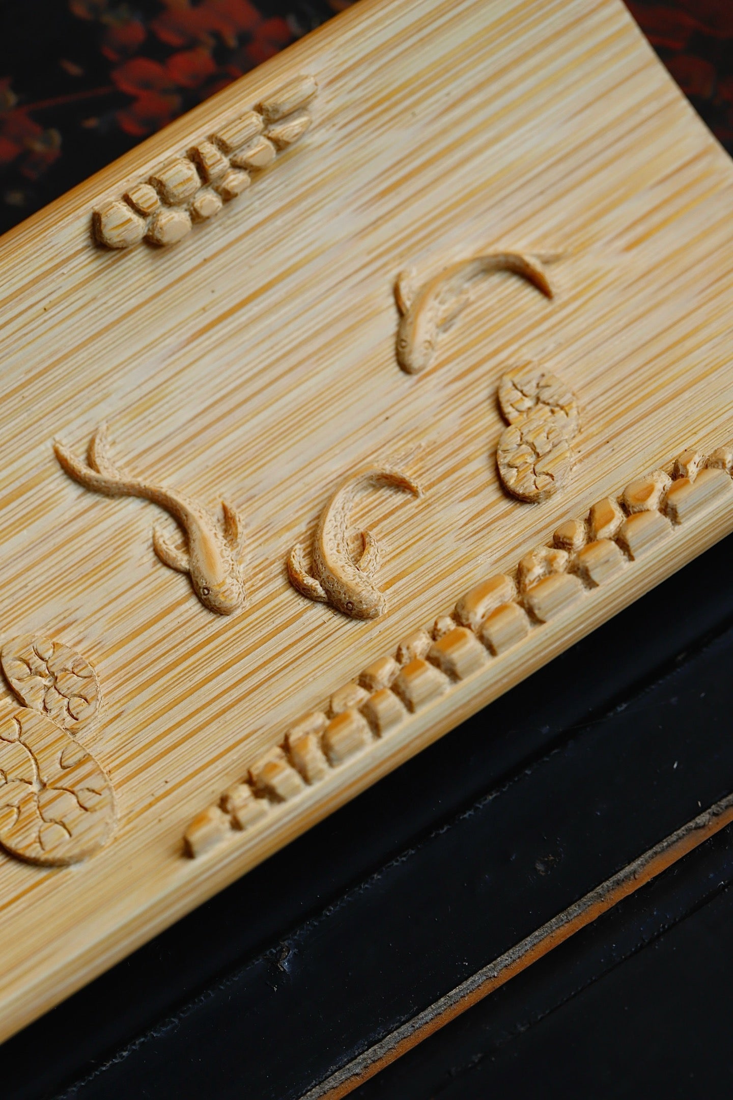He Tang Ye Se - Wood Sculpture zycschina