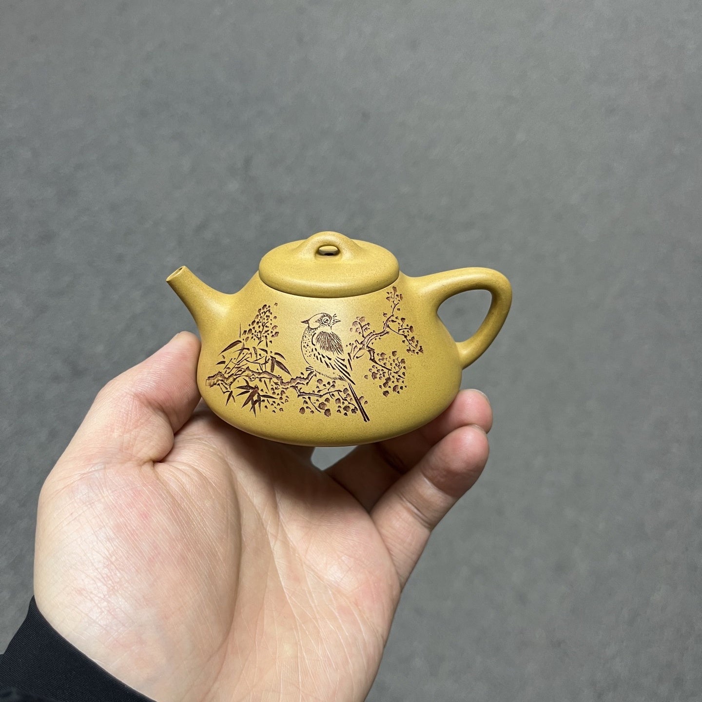 Zi Ye Shi Piao 120cc - Yixing Handmade Teapot 江苏宜兴