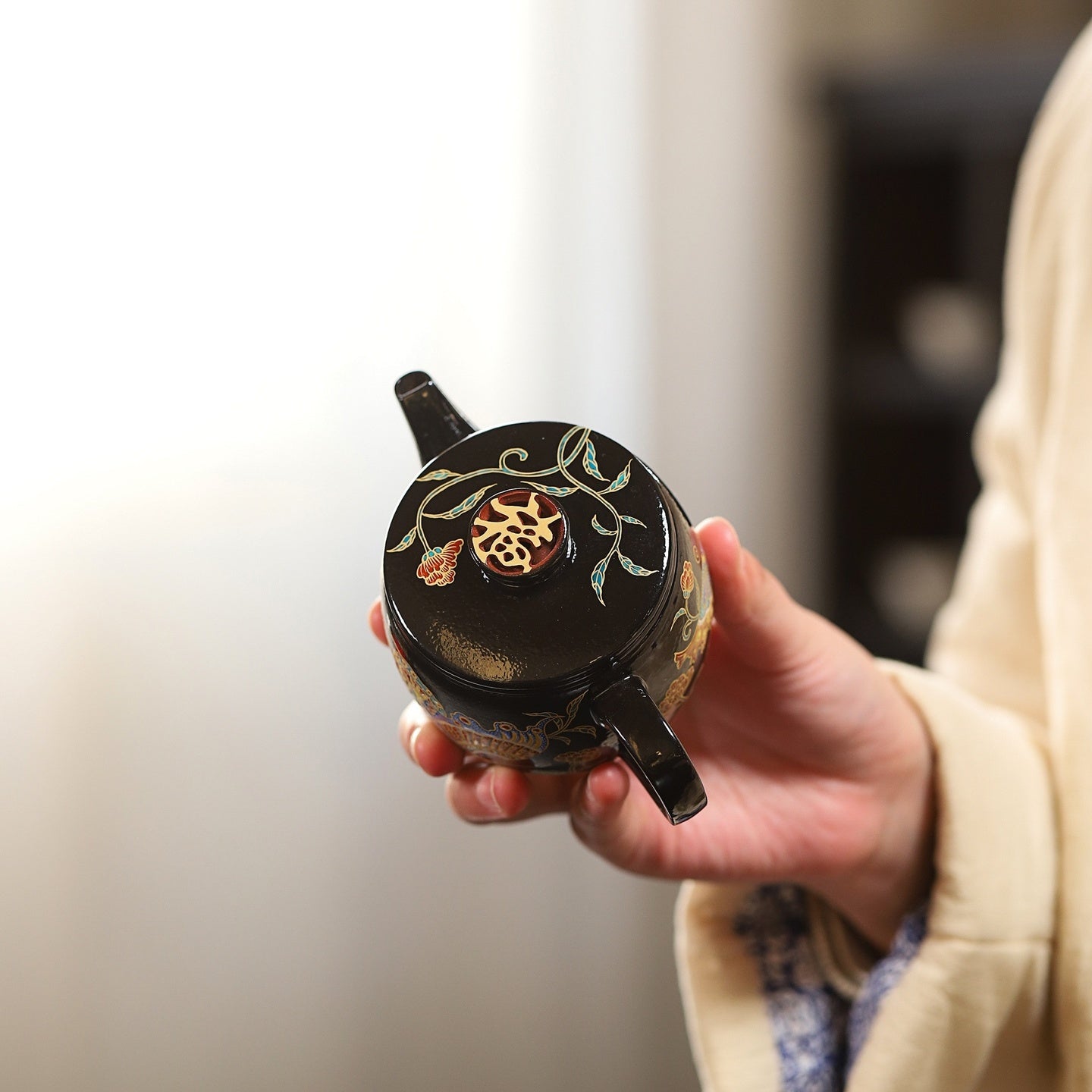 Han Wa 170cc - Yixing Handmade Teapot 江苏宜兴