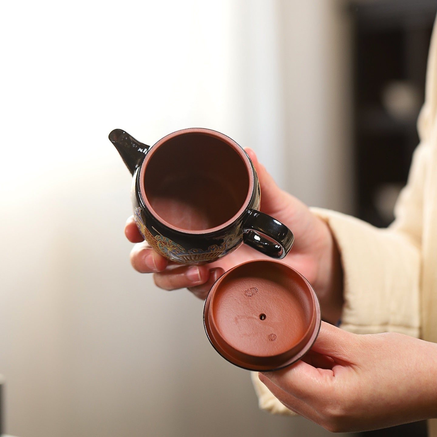 Han Wa 170cc - Yixing Handmade Teapot 江苏宜兴