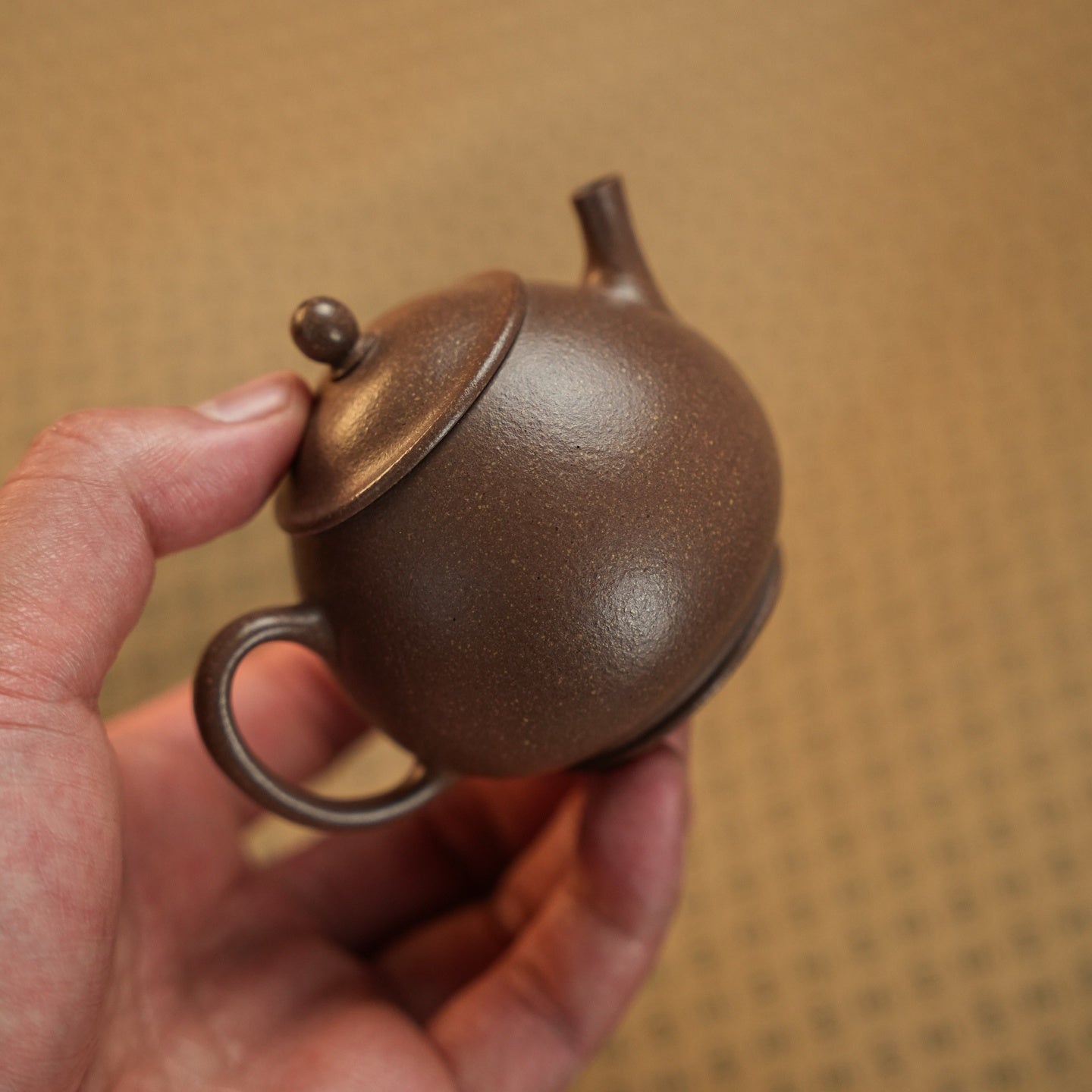Xiao Chuai Ming Xiang 110cc - Yixing Handmade Teapot 江苏宜兴