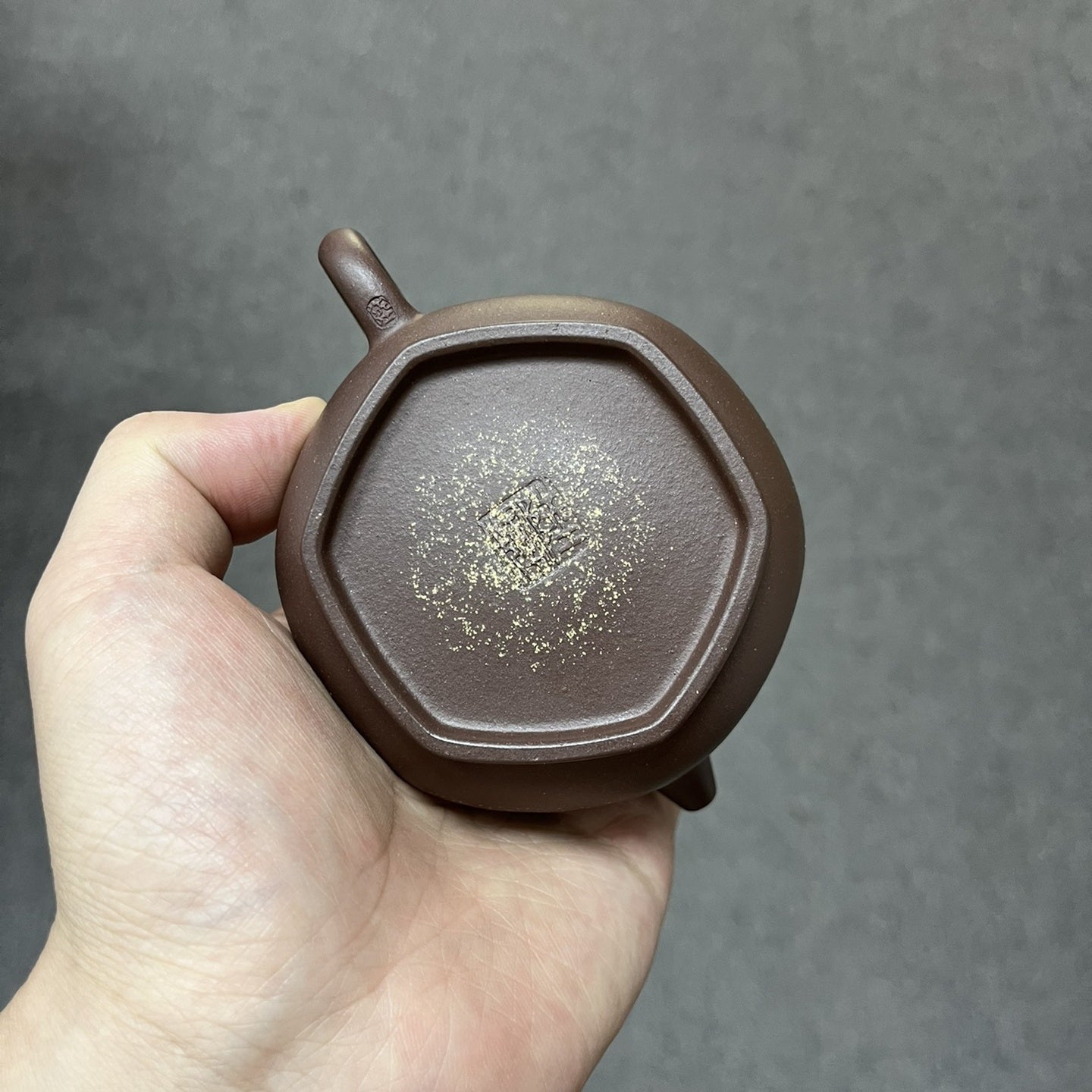 Liu Fang Ru Xiang 180cc - Yixing Handmade Teapot.
