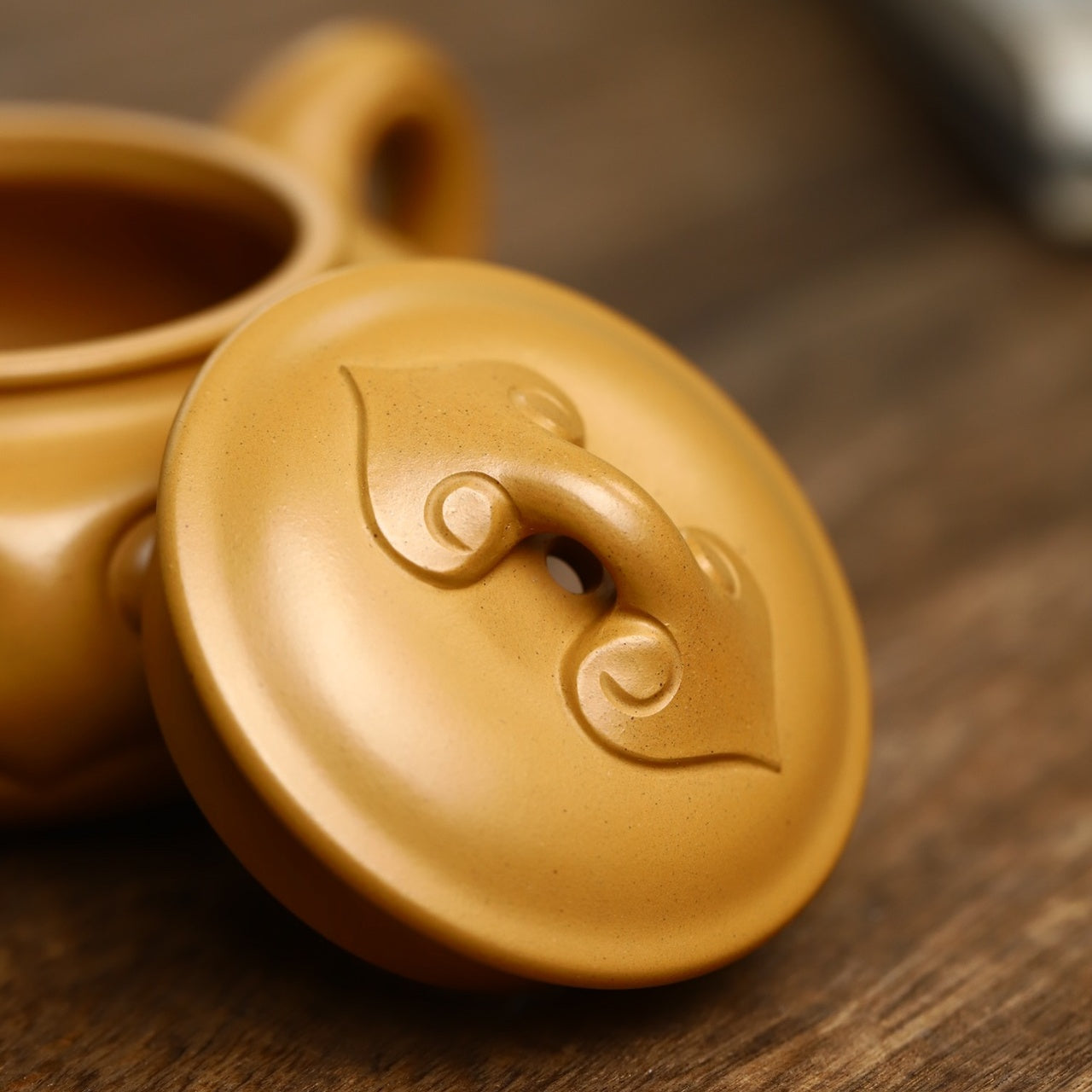 Fang Gu Ru Yi 140cc - Yixing Handmade Teapot.