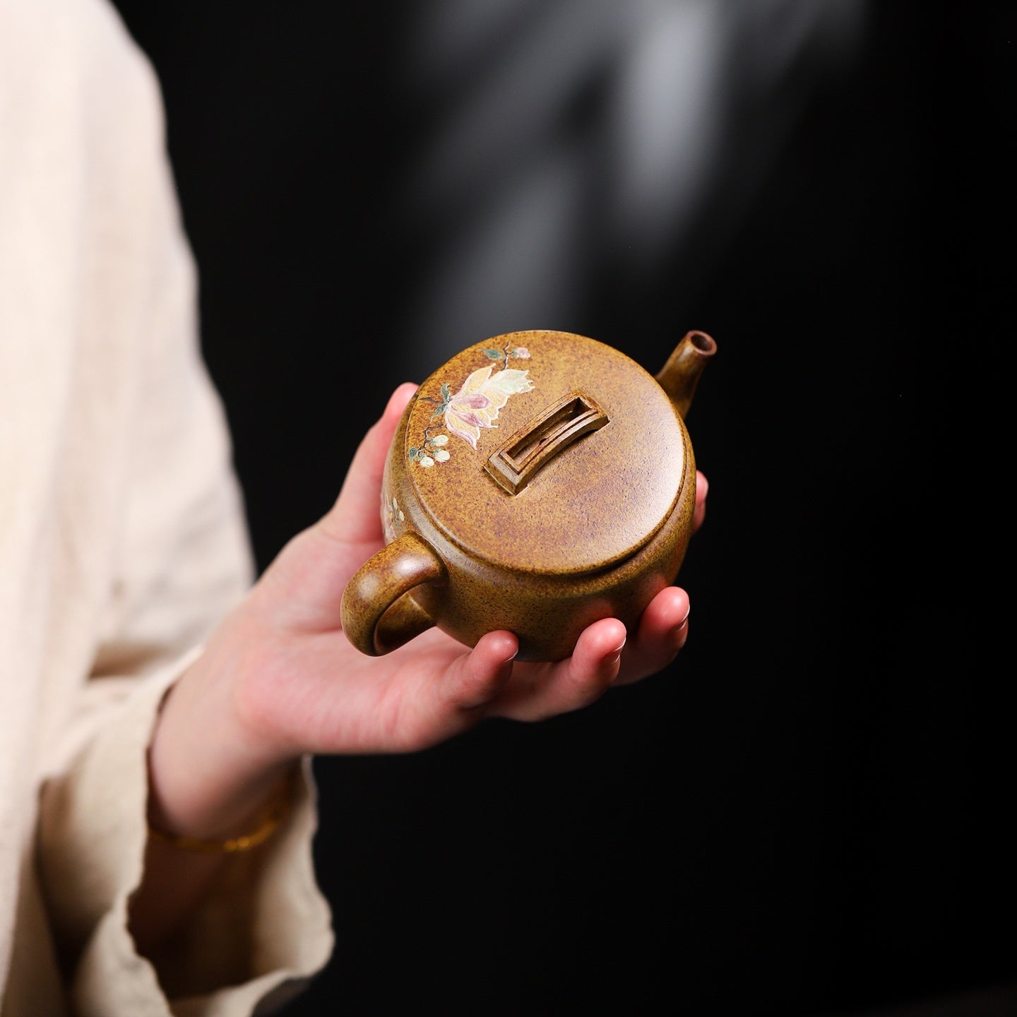 Han Wa 200cc - Yixing Handmade Teapot.