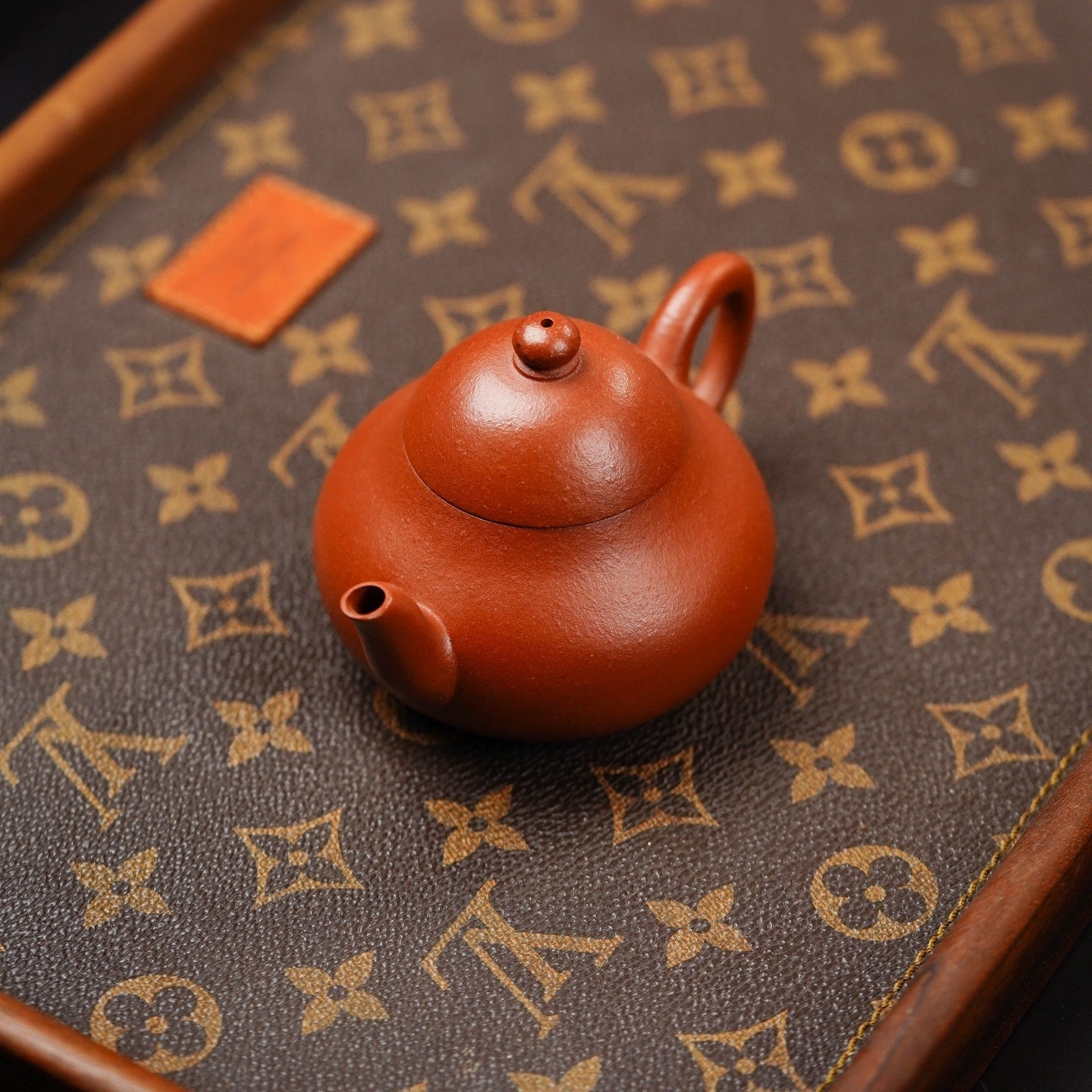 Li Shi 120cc - Yixing Handmade Teapot.