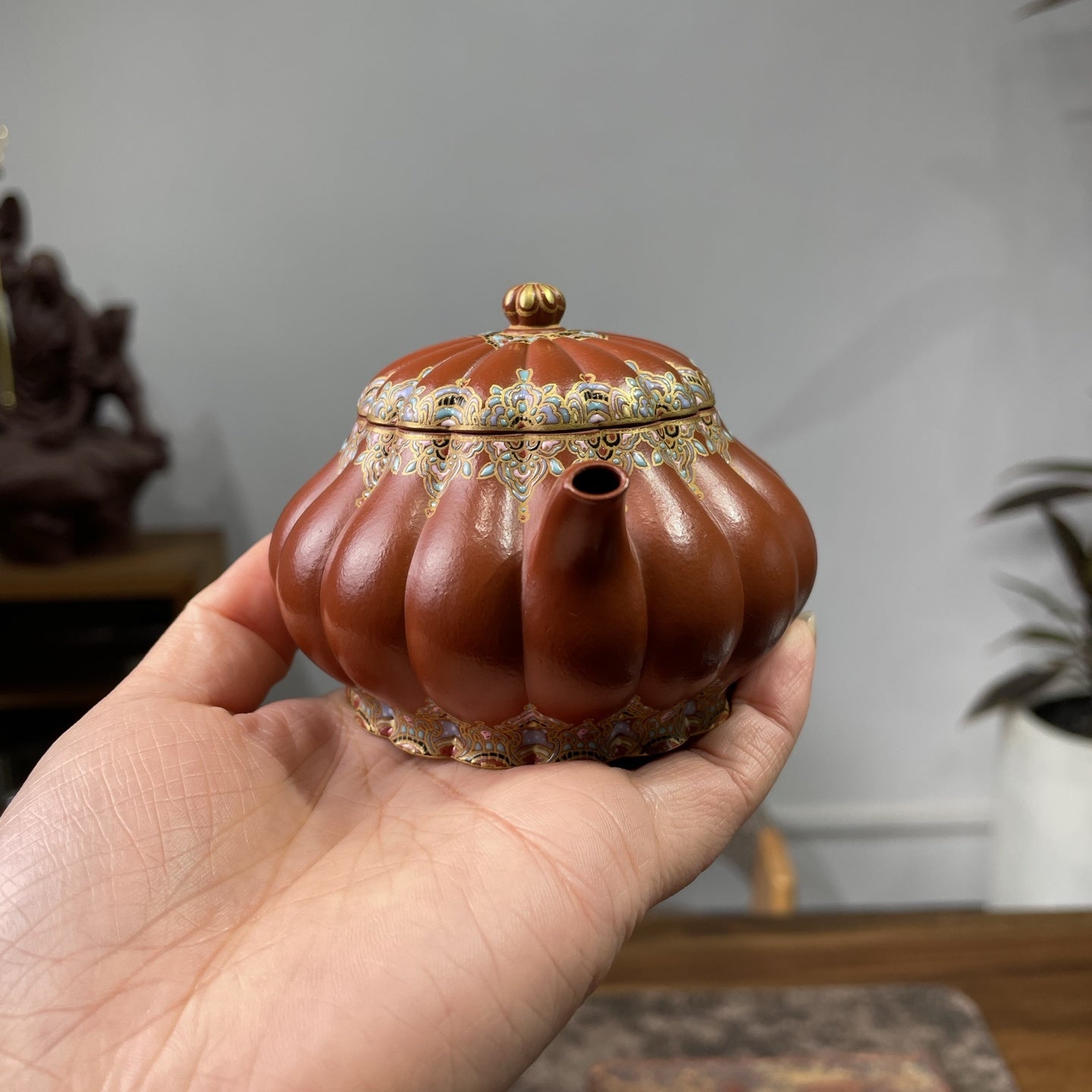 Jin Wen Pan Hu 160cc - Yixing Handmade Teapot.