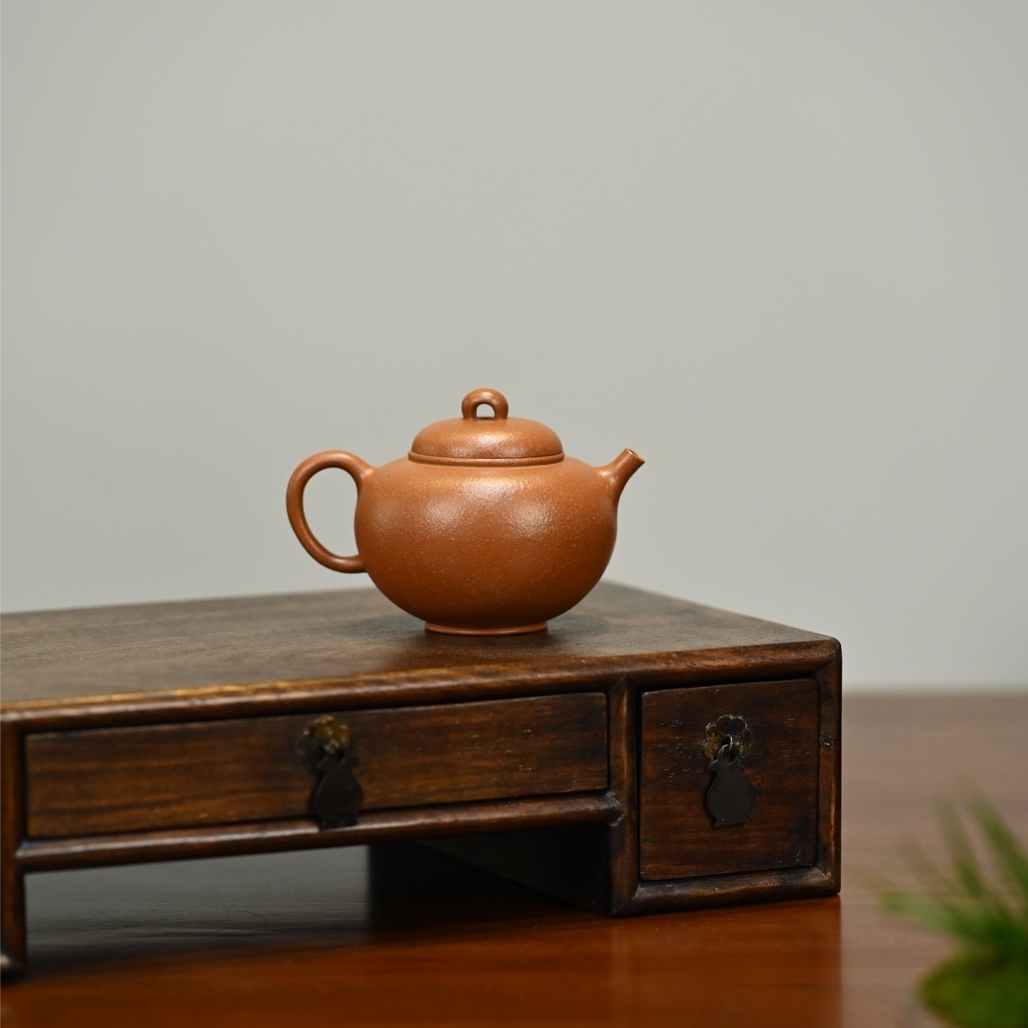 Tong Qu 140cc - Yixing Handmade Teapot.
