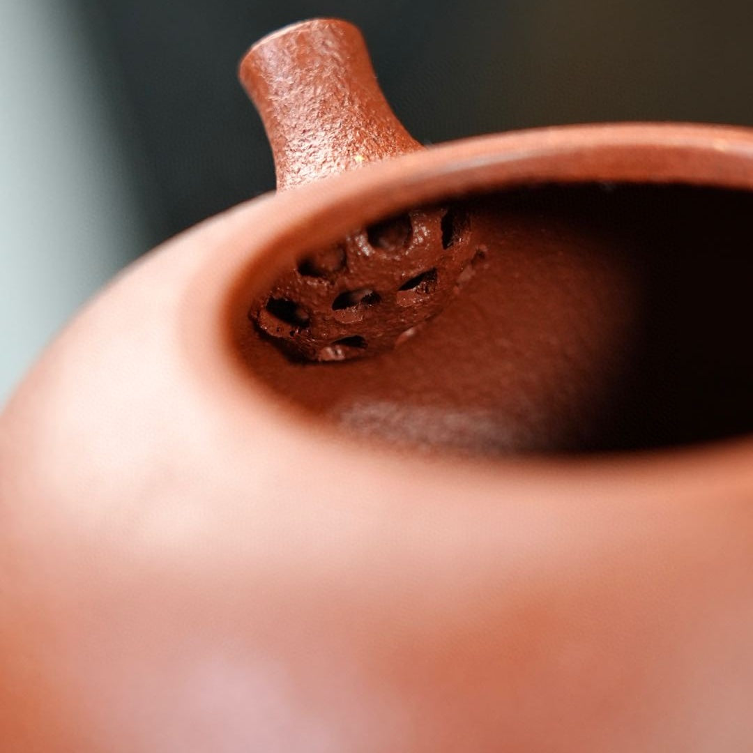 Fan Lian 140cc - Yixing Handmade Teapot.