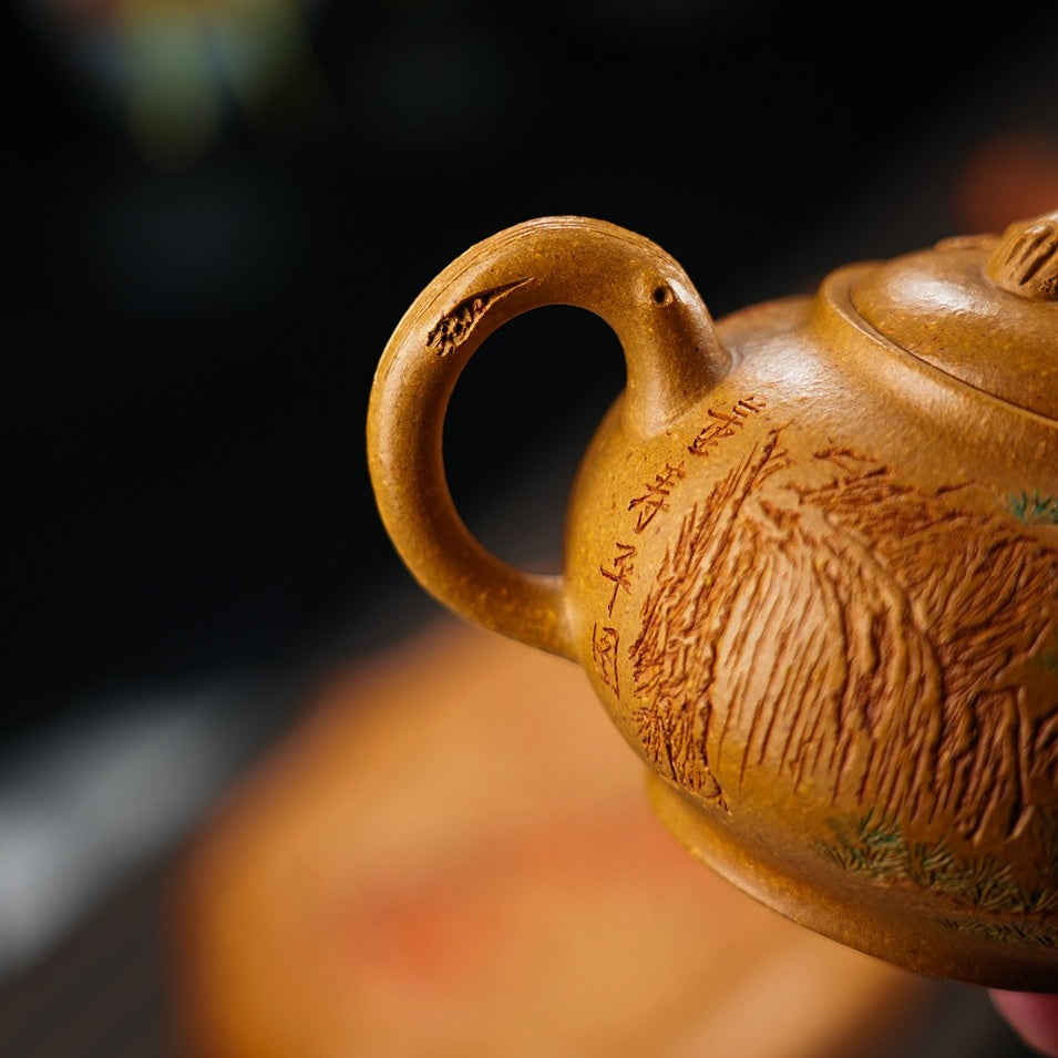 Song Zhu Mei 200cc - Yixing Handmade Teapot.