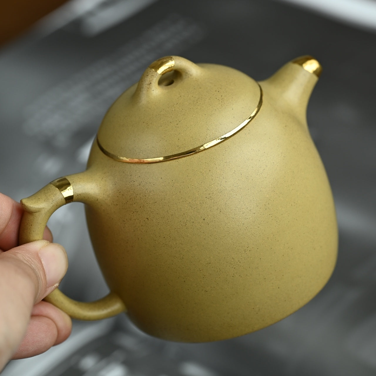 Qin Quan 230cc - Yixing Handmade Teapot.