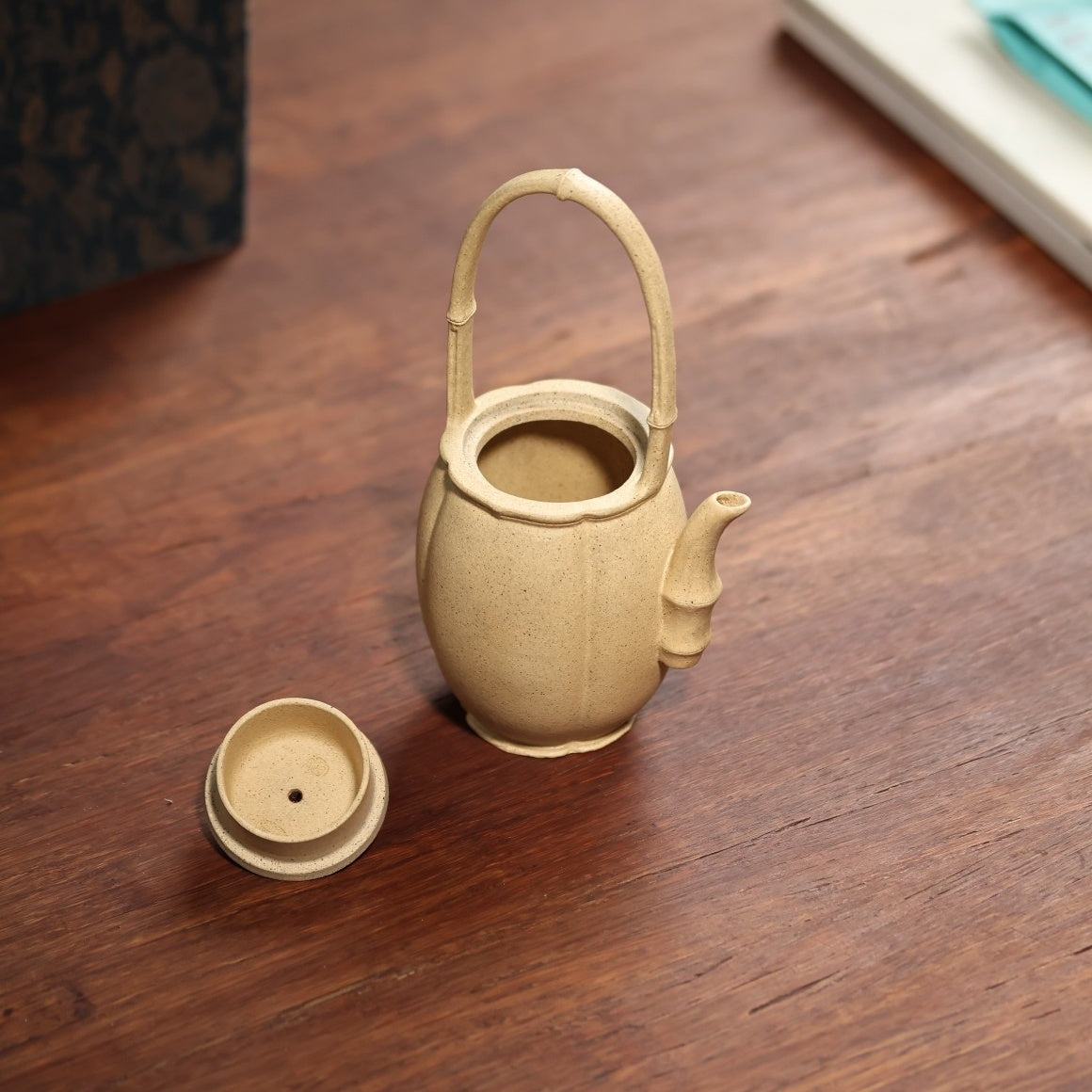 Tan Hua Ti Liang 150cc - Yixing Handmade Teapot.