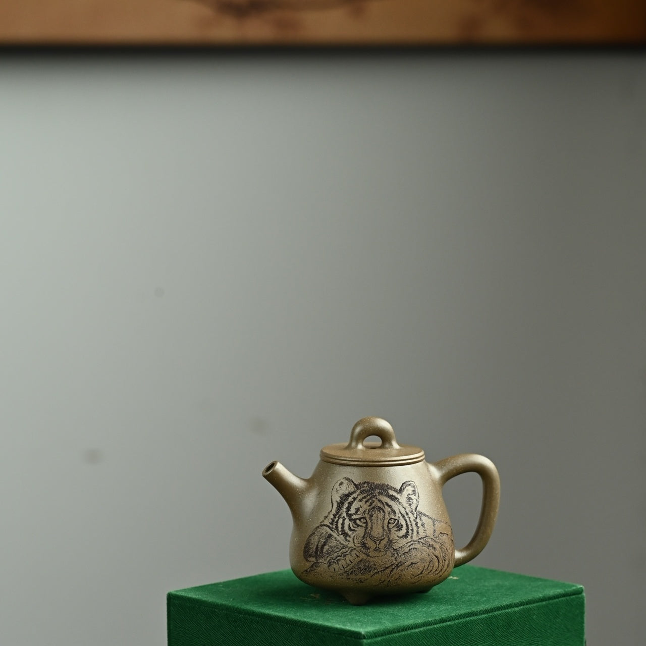 Dai Meng Piao 150cc - Yixing Handmade Teapot.