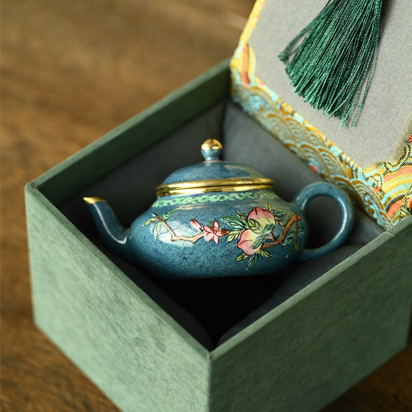 Li Xing 120cc - Yixing Handmade Teapot.