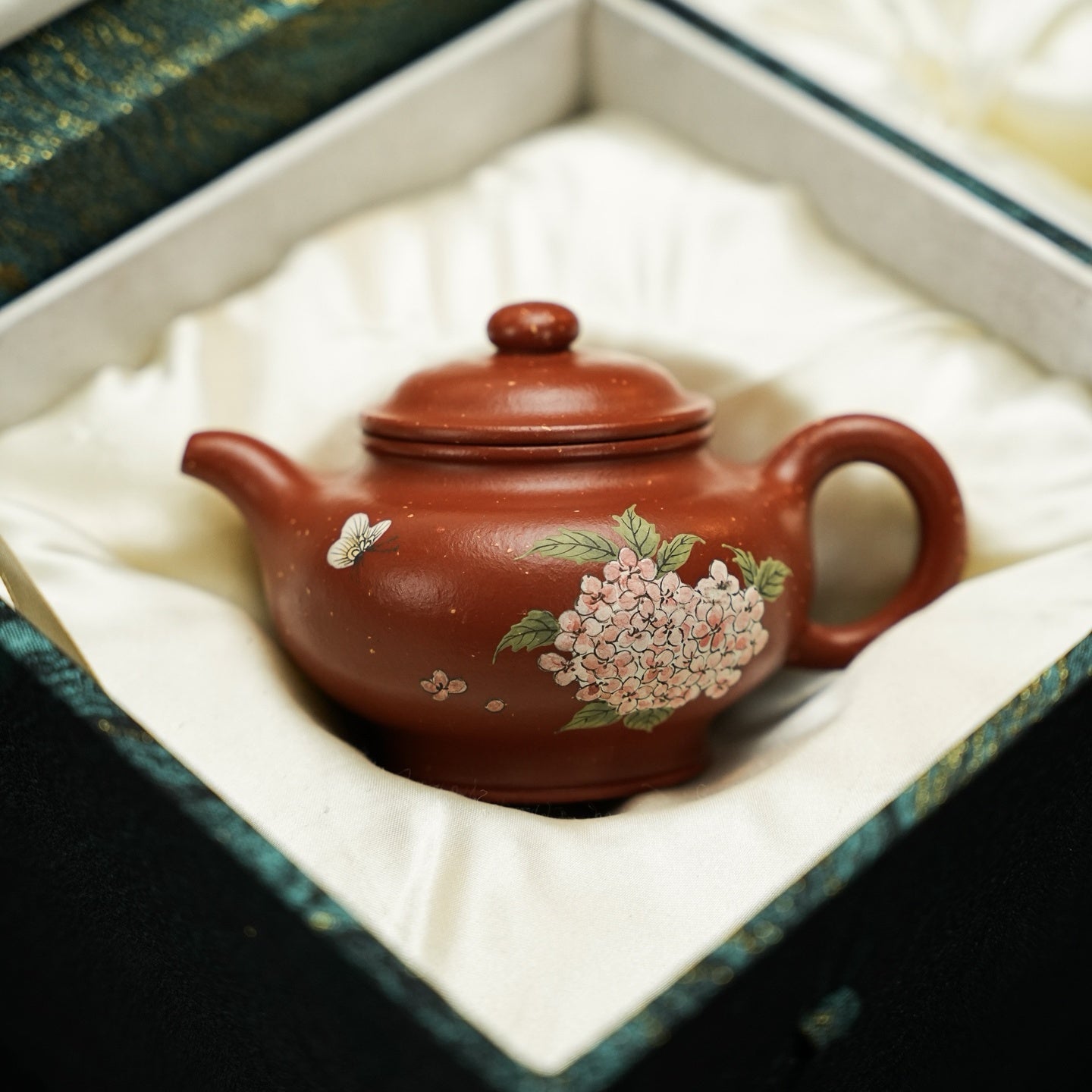 Duo Zhi 160cc - Yixing Handmade Teapot.