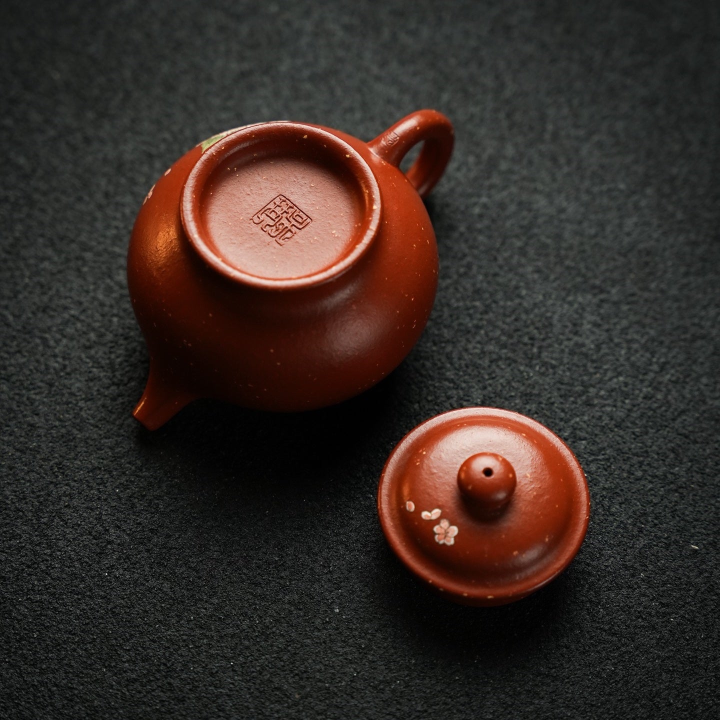 Duo Zhi 160cc - Yixing Handmade Teapot.