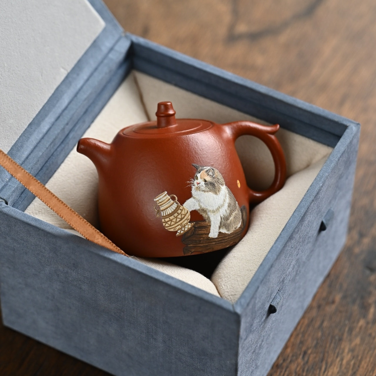 Jing Lan 200cc - Yixing Handmade Teapot.