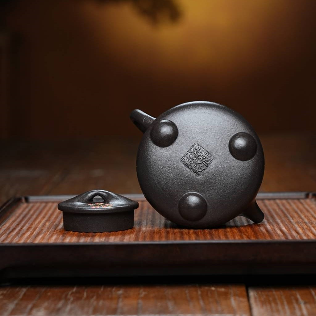 Jing Zhou Shi Piao 160cc - Yixing Handmade Teapot.