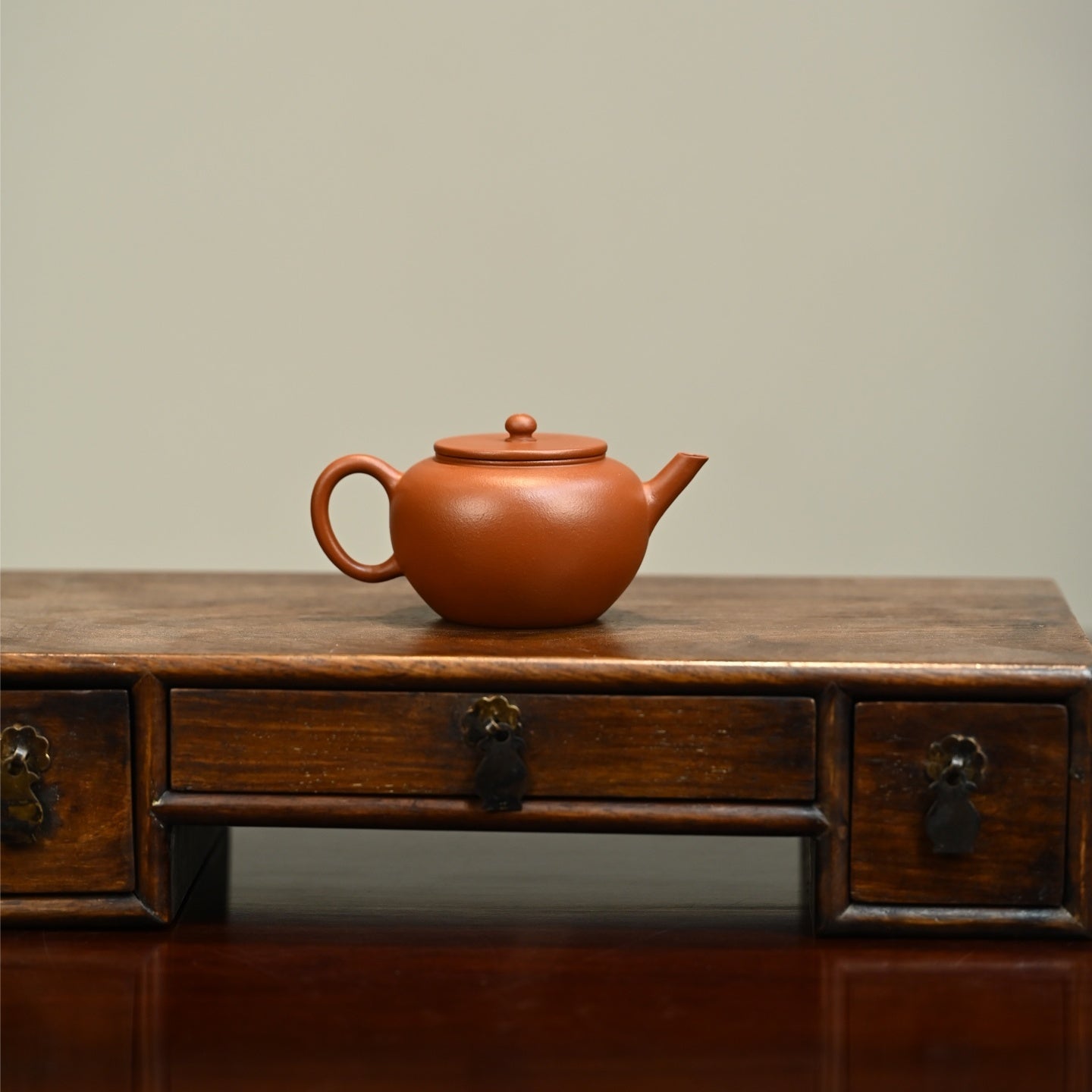 Shui Ping 130cc - Yixing Handmade Teapot.