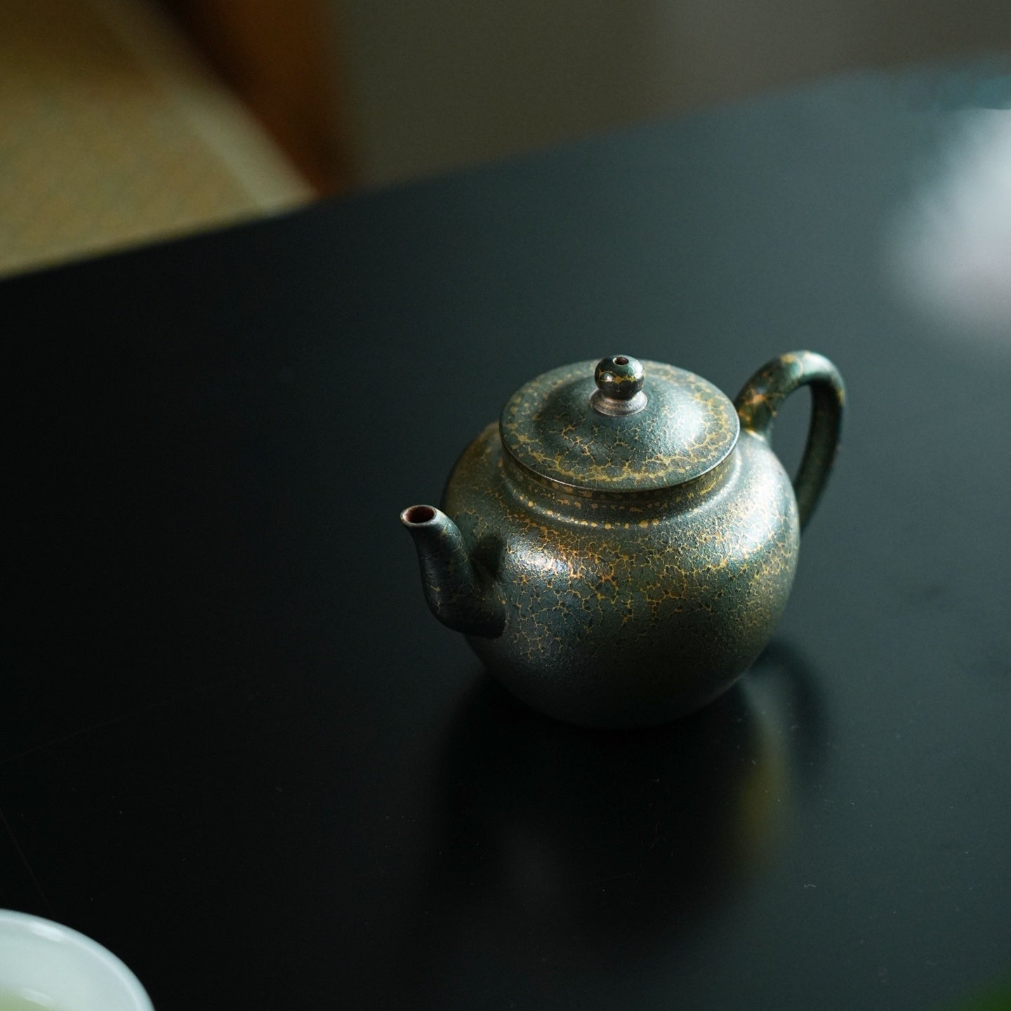 Gu Lian Zi 110cc - Yixing Handmade Teapot.