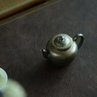 Gu Lian Zi 110cc - Yixing Handmade Teapot.