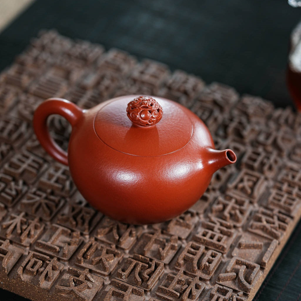 Long Zhu 150cc - Yixing Handmade Teapot.