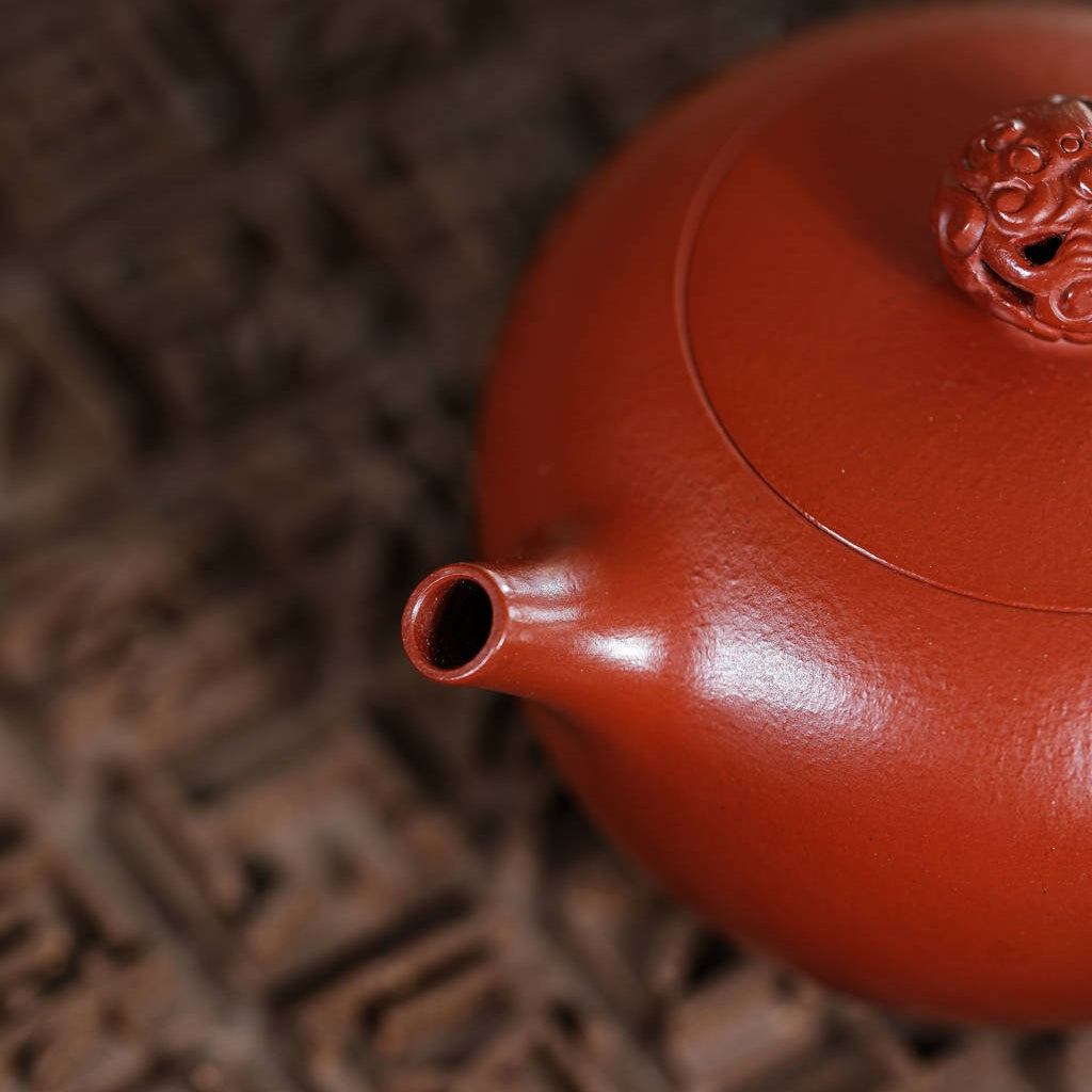 Long Zhu 150cc - Yixing Handmade Teapot.