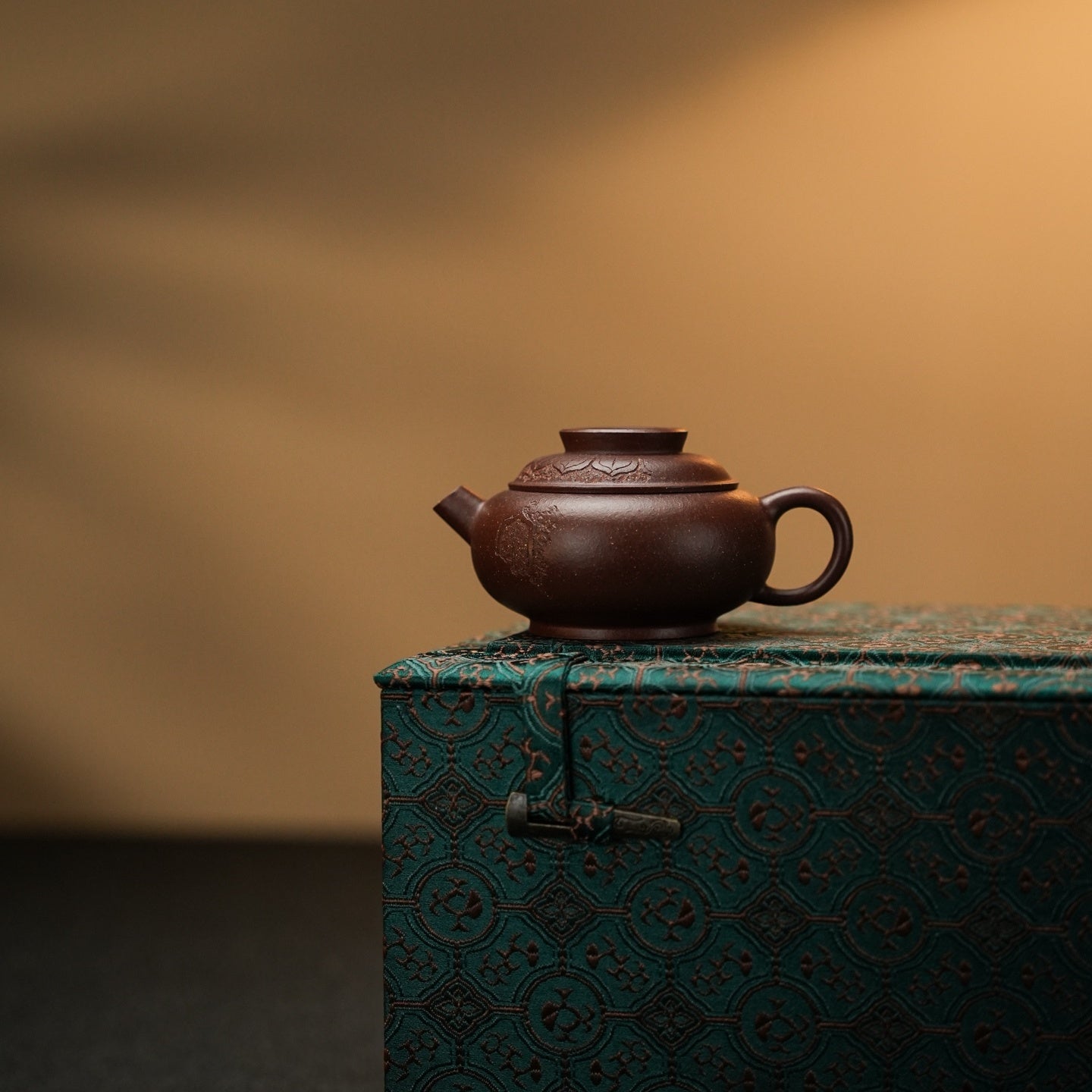 Fu Jia Ju Lun 85cc - Yixing Handmade Teapot.