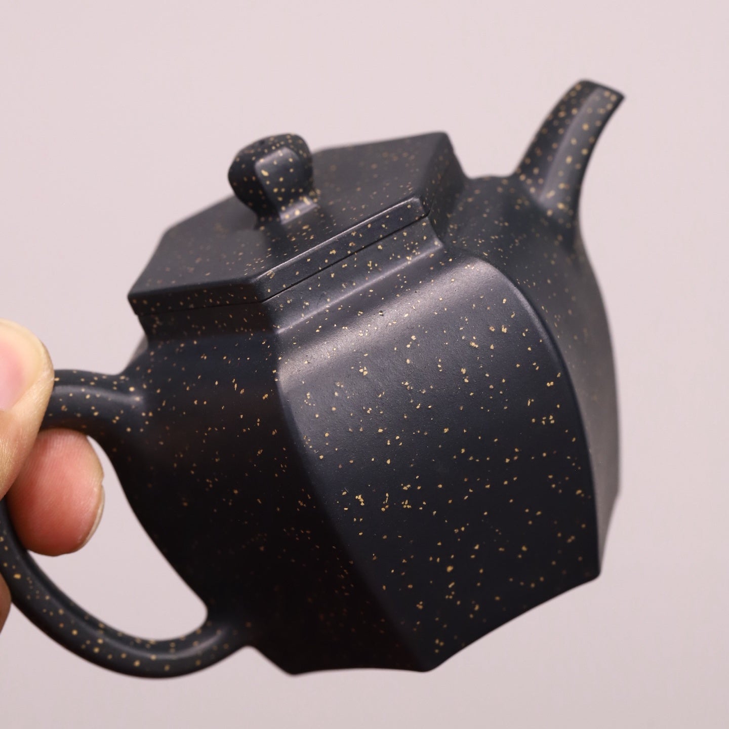 Liu Fang Jing Quan 170cc - Yixing Handmade Teapot.