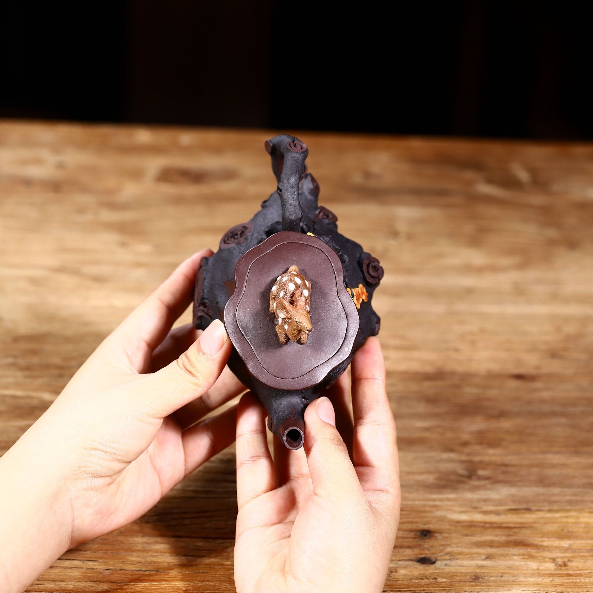 Yi Lu Lian Sheng 200cc - Yixing Handmade Teapot.