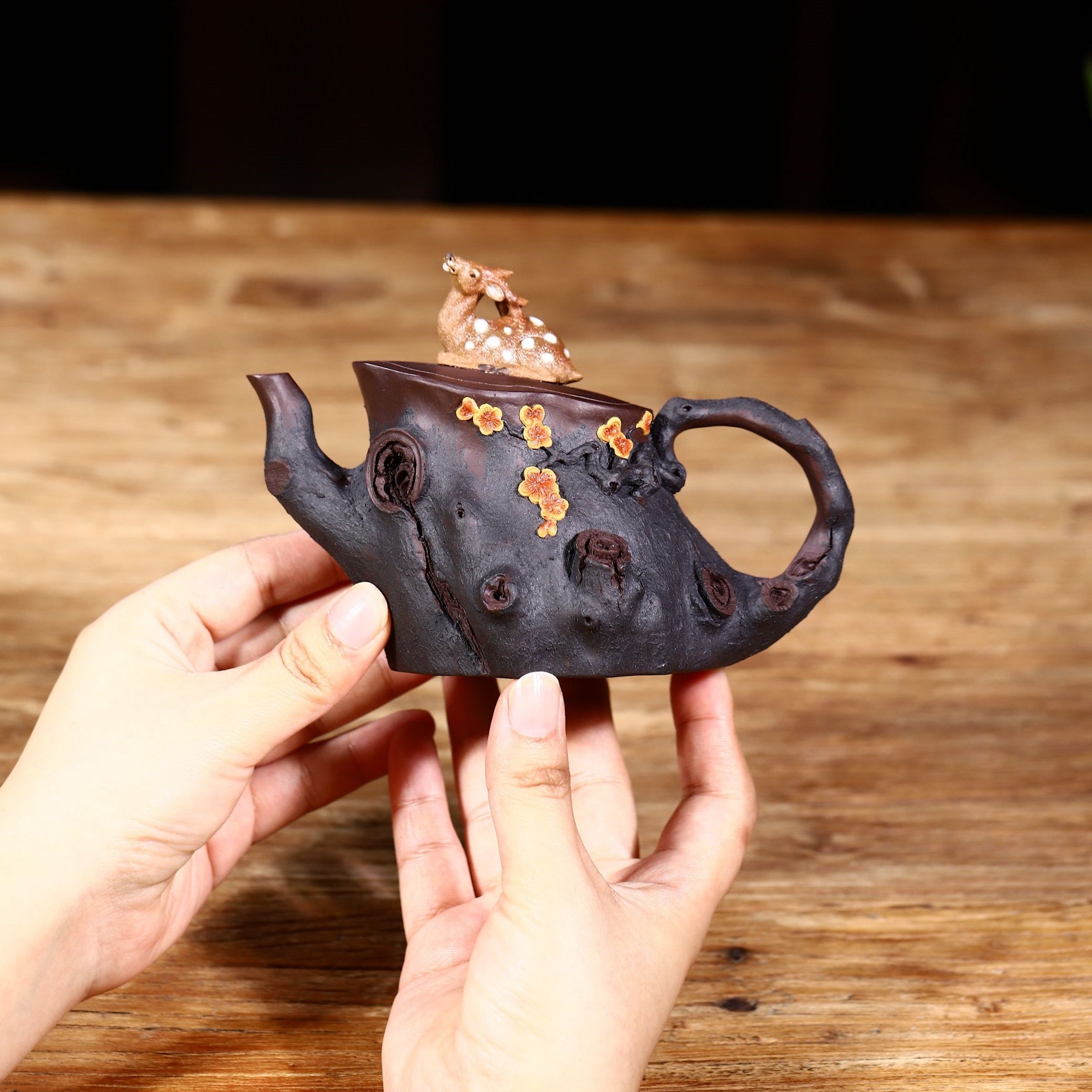 Yi Lu Lian Sheng 200cc - Yixing Handmade Teapot.