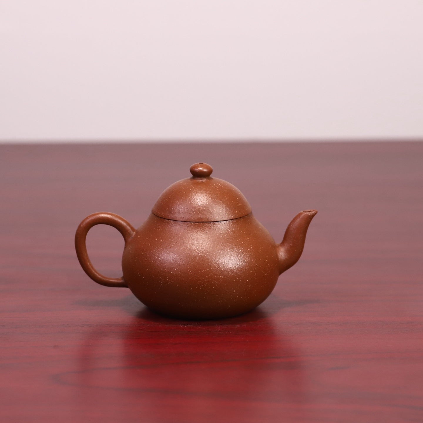 Qing Quan Shi Shang Liu 140cc - Yixing Handmade Teapot.