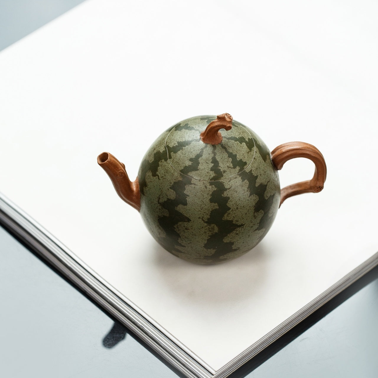 Xi Gua 280cc - Yixing Handmade Teapot.