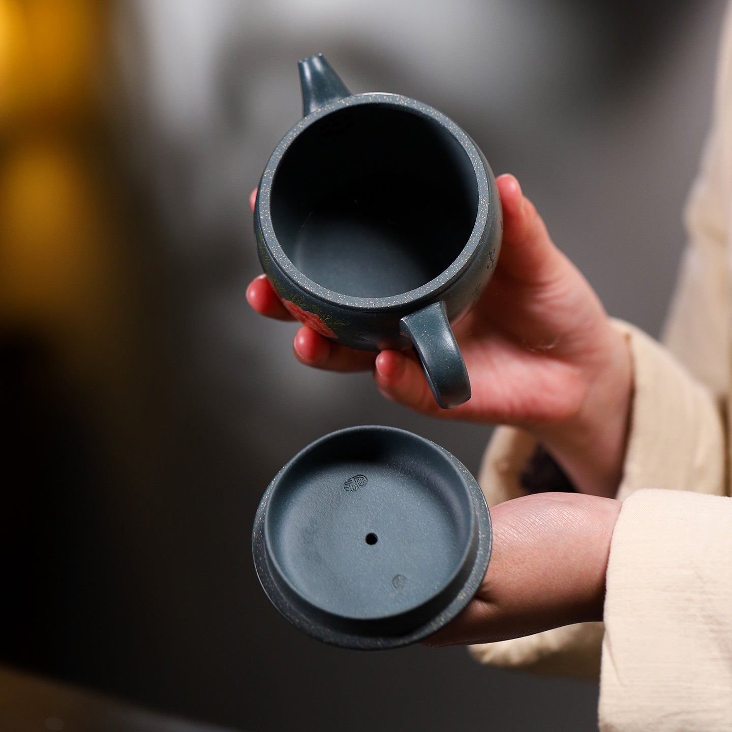 Han Wa 230cc - Yixing Handmade Teapot.