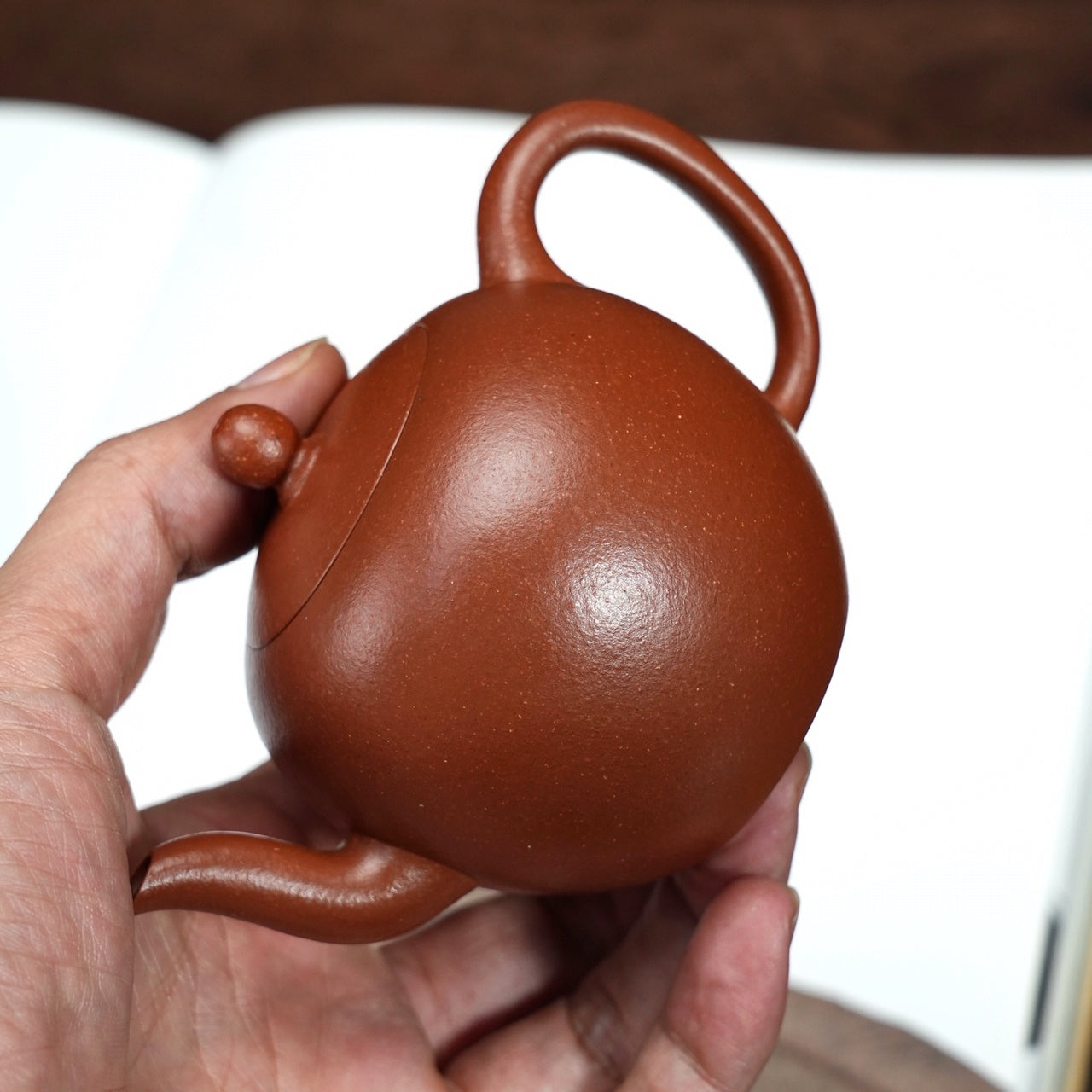 Mei Ren Jian 180cc - Yixing Handmade Teapot.