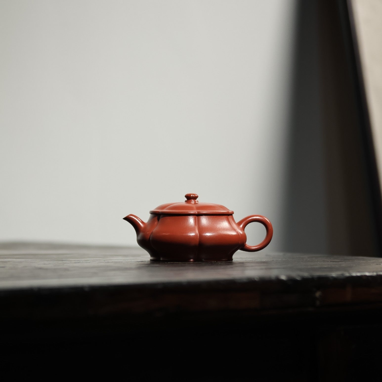 Ming Lu 180cc - Yixing Handmade Teapot 江苏宜兴