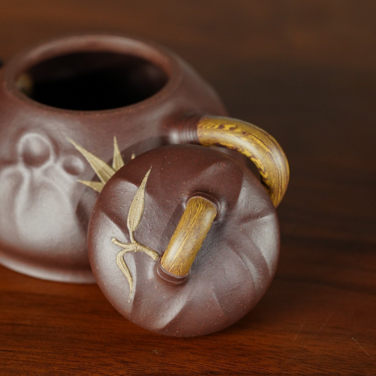 Hui Feng Ya Yun 225cc - Yixing Handmade Teapot 【DM for price】 江苏宜兴