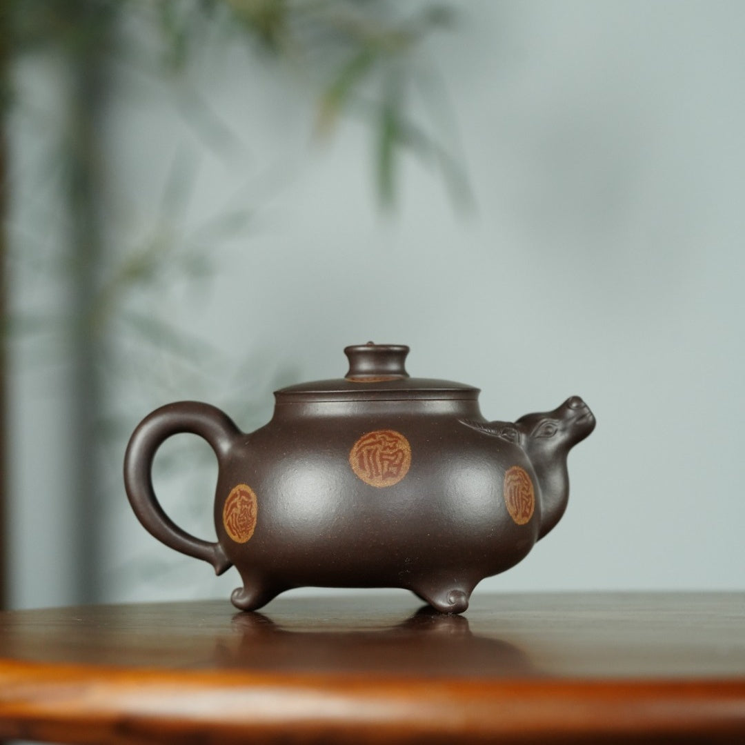 Niu Zhuan Qian Kun 675cc - Yixing Handmade Teapot 【DM for price】 江苏宜兴
