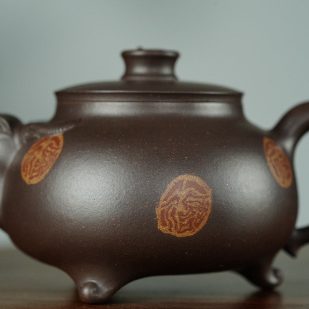Niu Zhuan Qian Kun 675cc - Yixing Handmade Teapot 【DM for price】 江苏宜兴