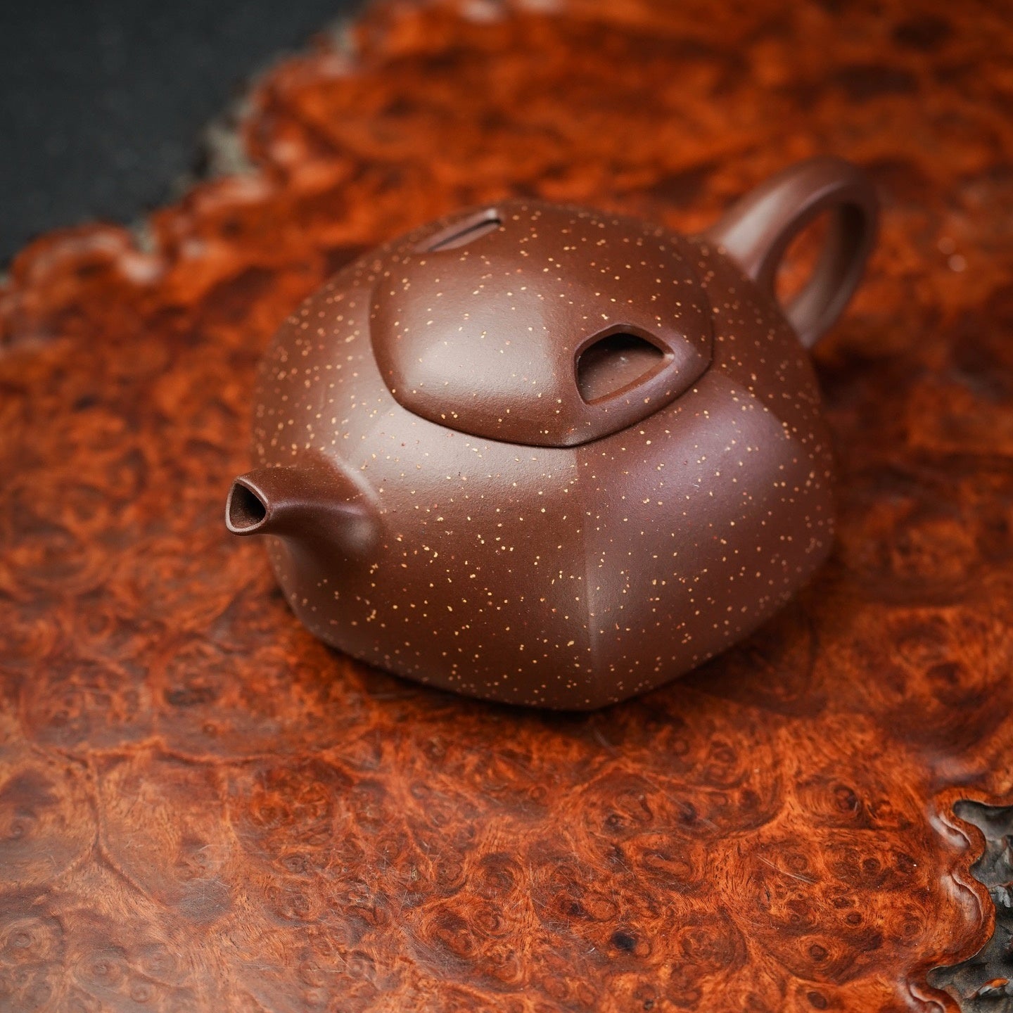 Wu He 170cc - Yixing Handmade Teapot 江苏宜兴