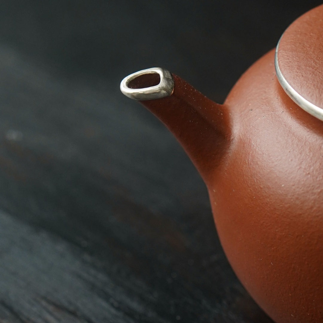 Qiu Shui 150cc - Yixing Handmade Teapot 江苏宜兴