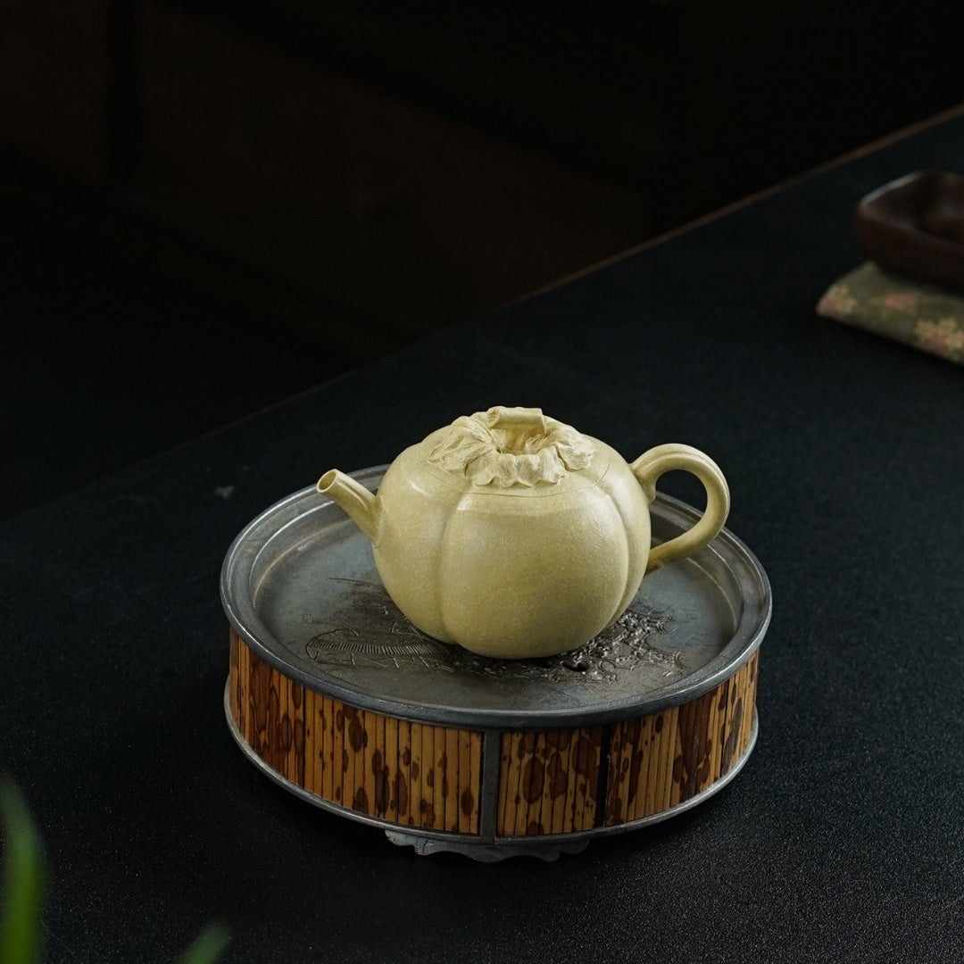 Nan Gua 130cc - Yixing Handmade Teapot 江苏宜兴