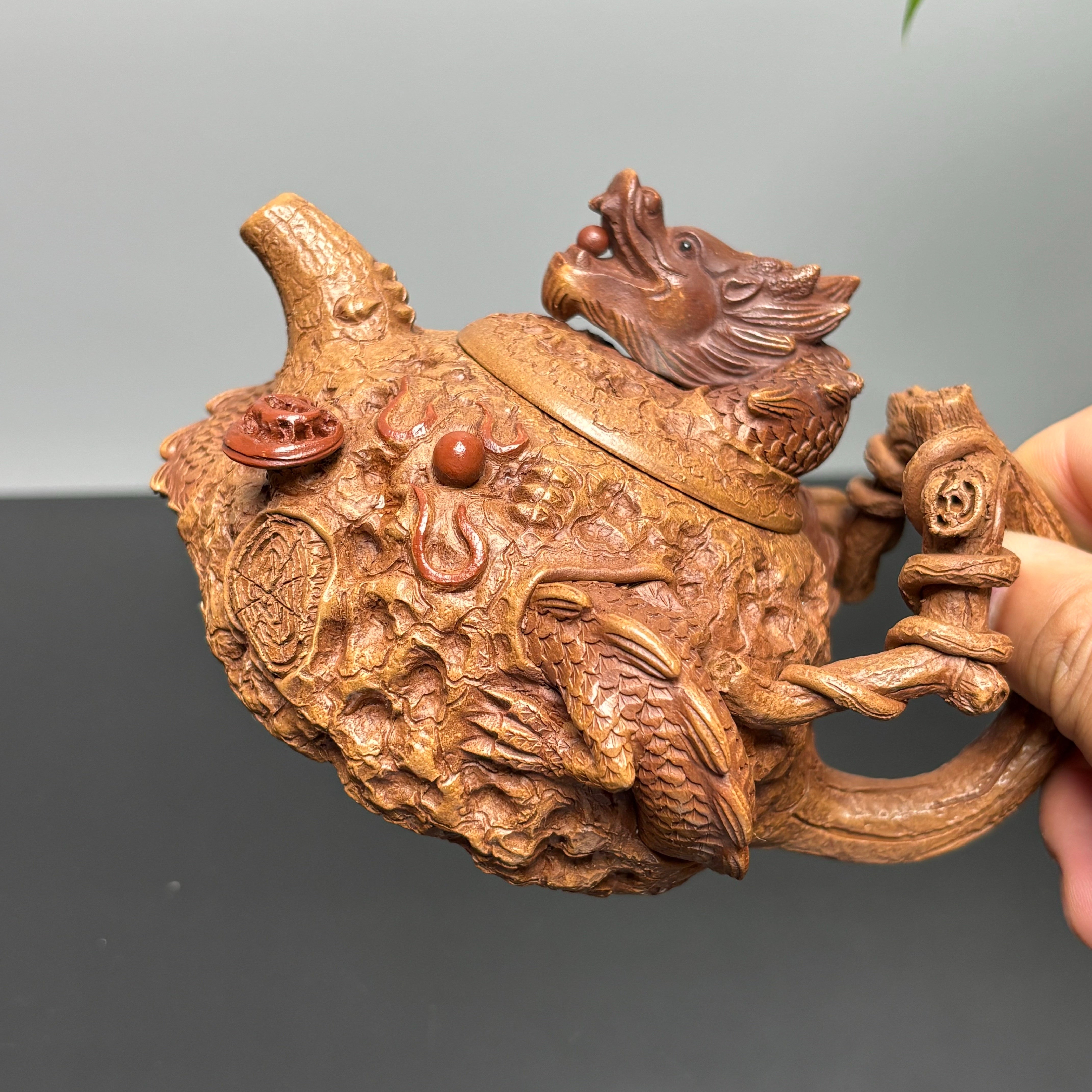 Long Teng Gong Chun 220cc - Yixing Handmade Teapot zycschina