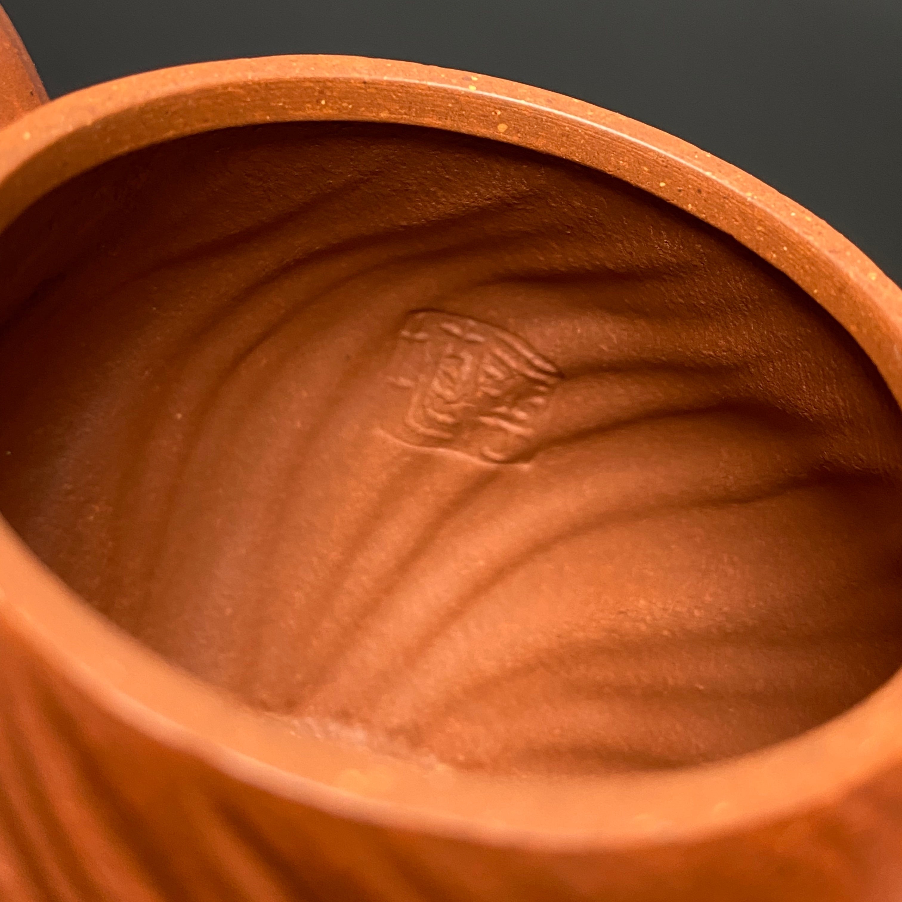 Shi Lai Yun Zhuan 150cc - Yixing Handmade Teapot 江苏宜兴
