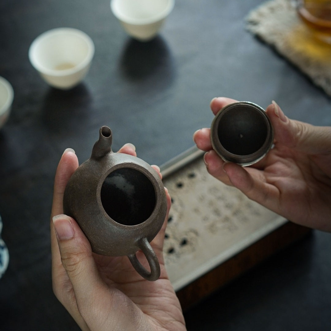 Long Dan 100cc - Yixing Handmade Teapot 江苏宜兴
