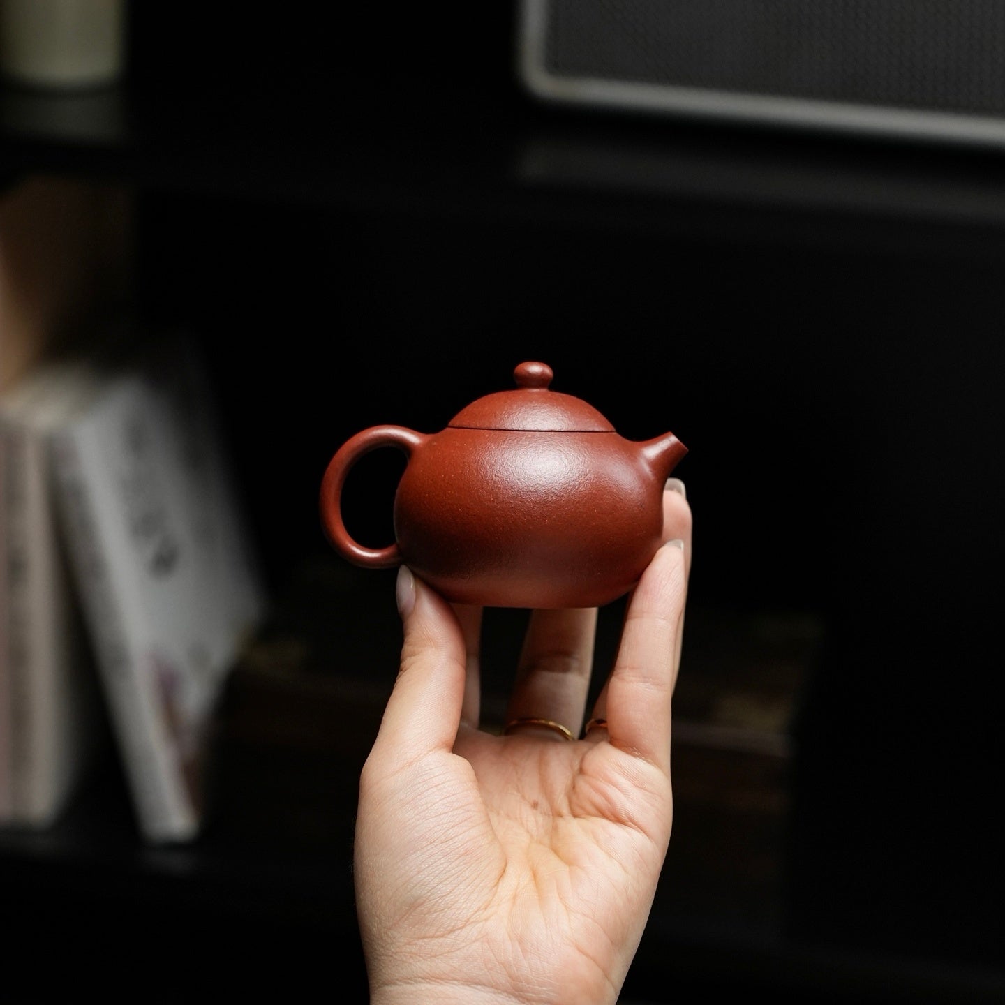 Wen Dan 80cc - Yixing Handmade Teapot 江苏宜兴